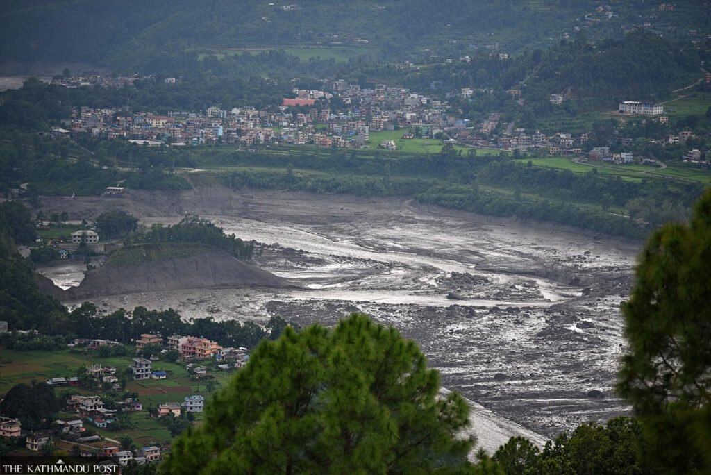 rasuwanuwakottrisuliflood04 1787910667